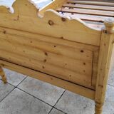 Ancien lit en pin chalet montage Savoie 1 personne vintage