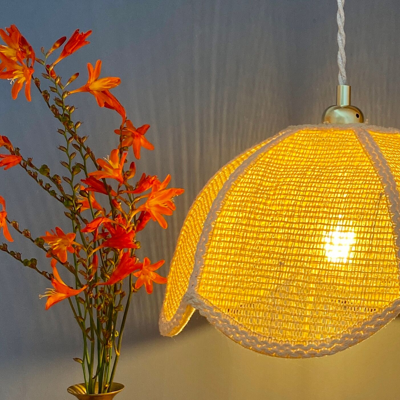 Suspension lamp vintage pink