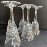 6 anciens verres à vin en cristal taillé