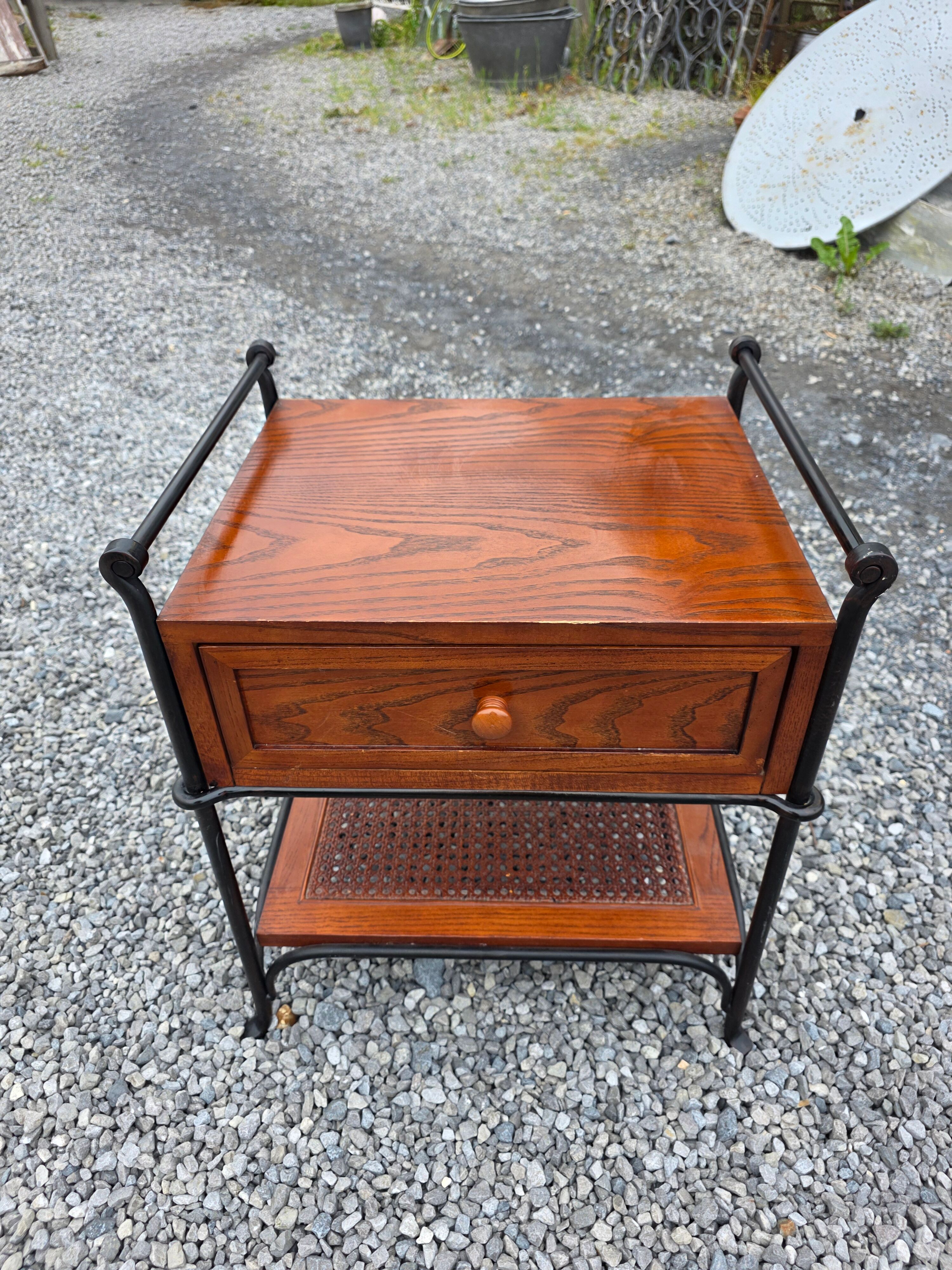 Vintage bedside table in solid oak and wrought iron.