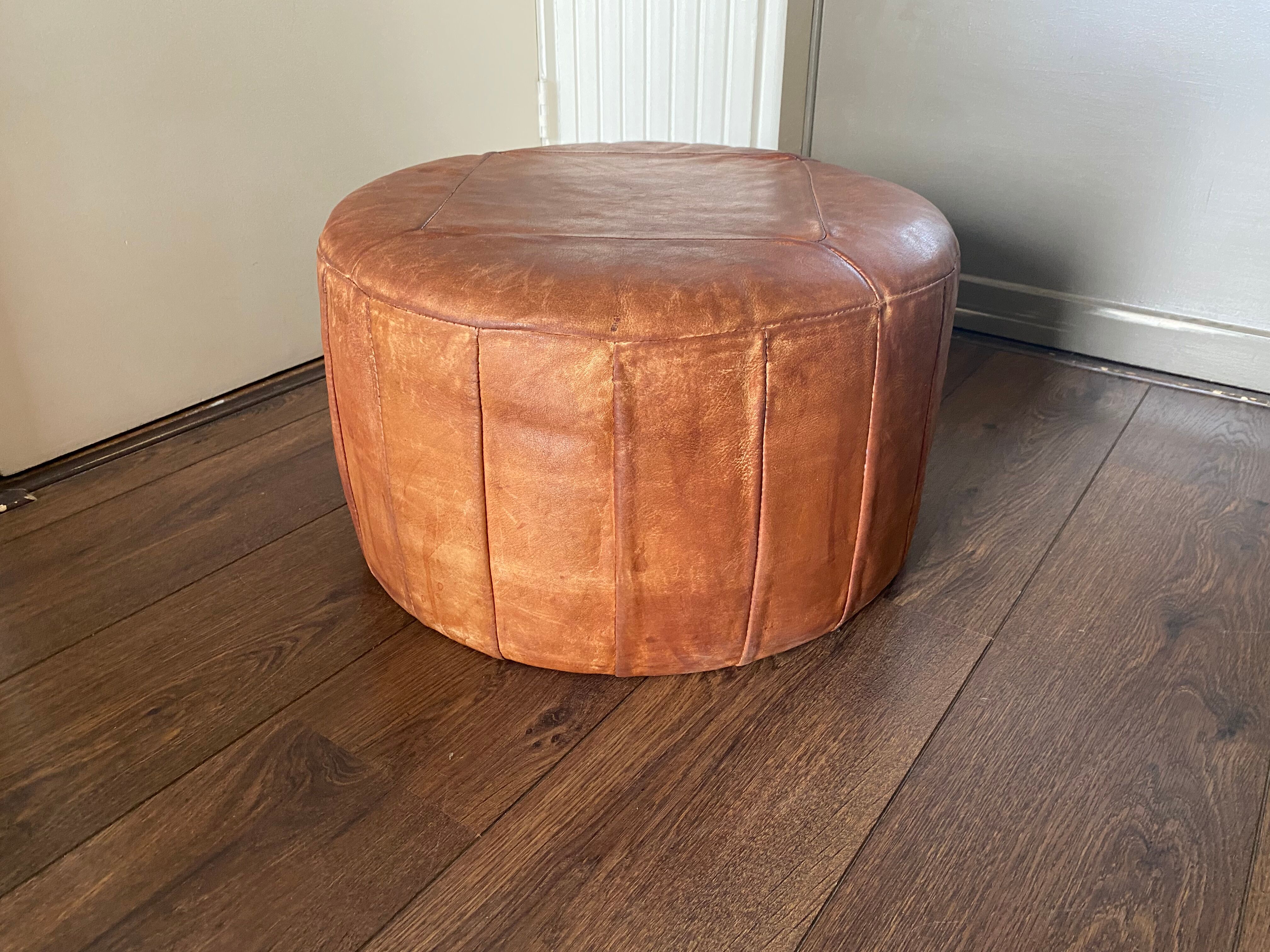 Leather pouf