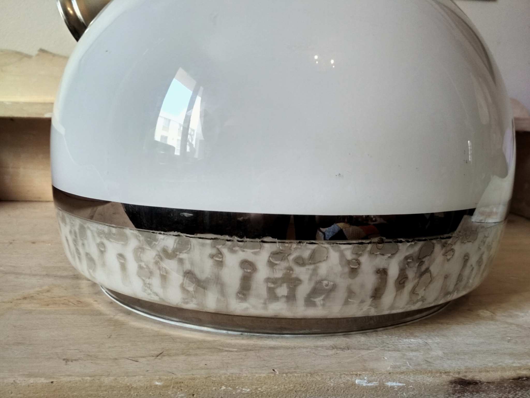 Hanging lamp 1970 globe white and grey glass silver
