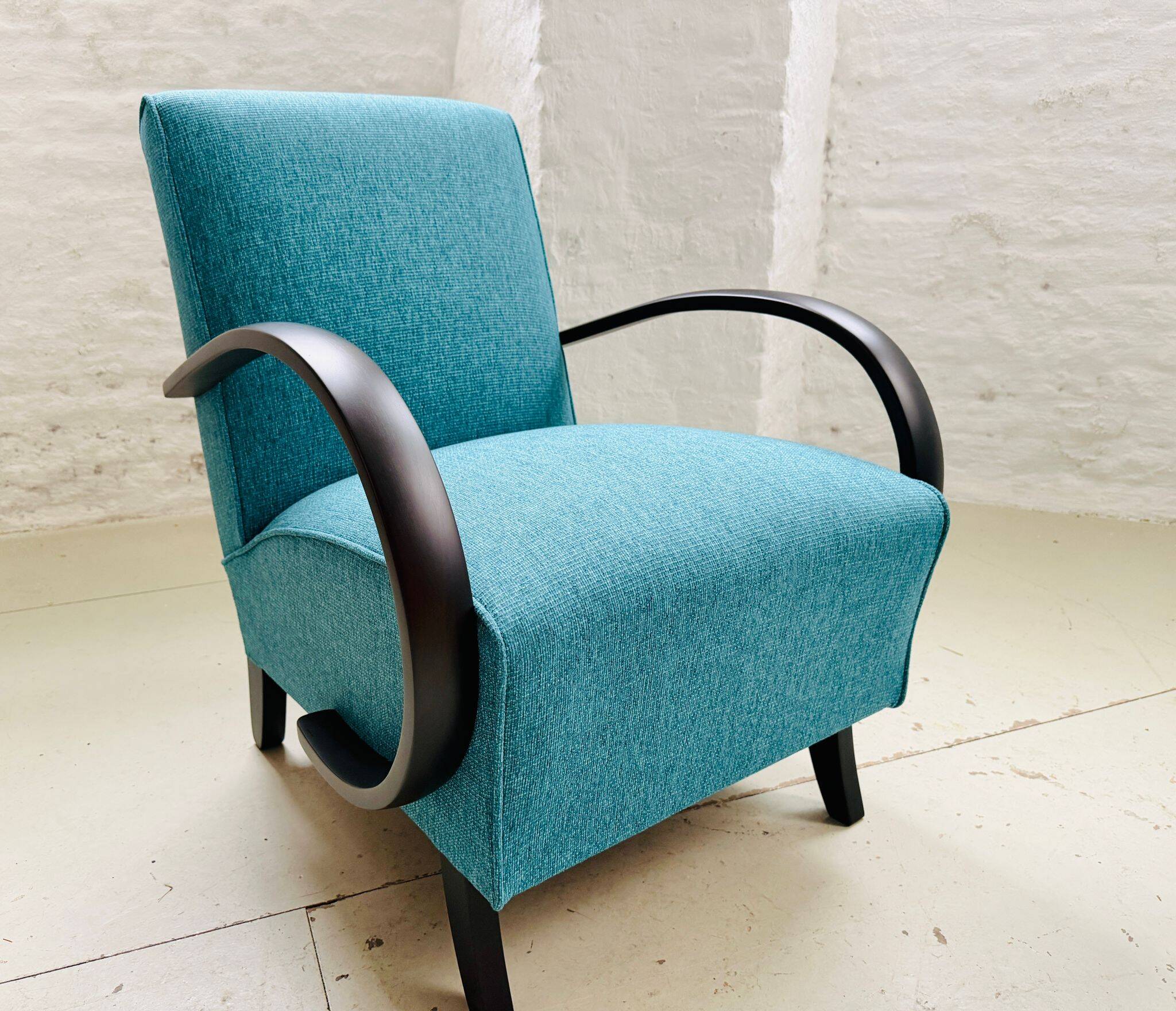 2x Fauteuils Jindrich Halabala originaux 1940