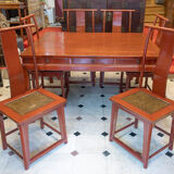 Set of 1 table + 6 antique Chinese chairs.