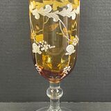 Vase in the shape of glass on shower stand, glazed painted glass 22.5 cm