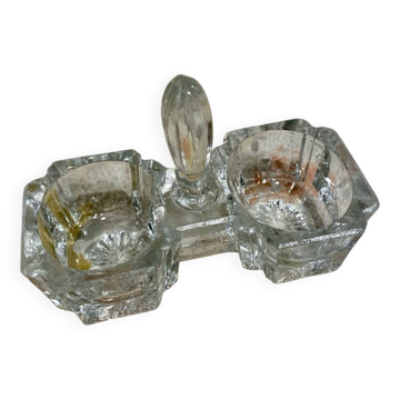 Glass salt cellar