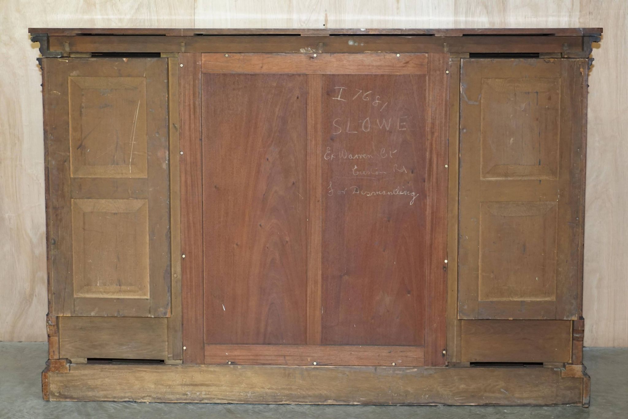Wellington Antique Furniture 1830 in Flamed Wood