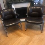 Paire de fauteuils en cuir style années 70