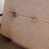 Storm armchair, Airborne