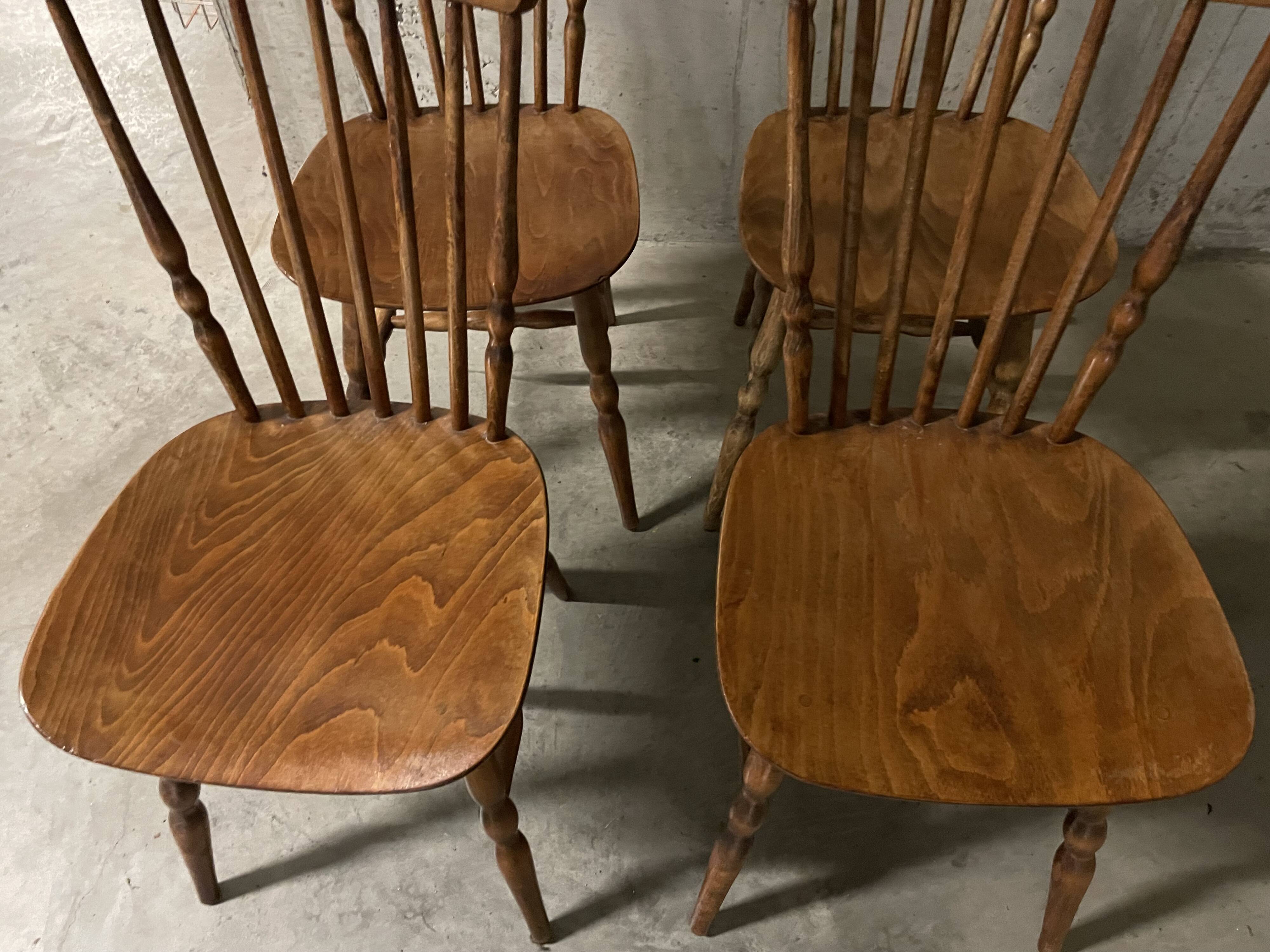 Baumann Tacoma model chairs