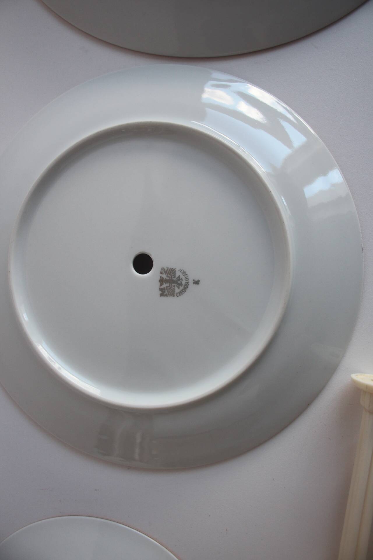 Multi-tiered porcelain tray, Stará Role porcelain, Czechoslovakia, 1950s.