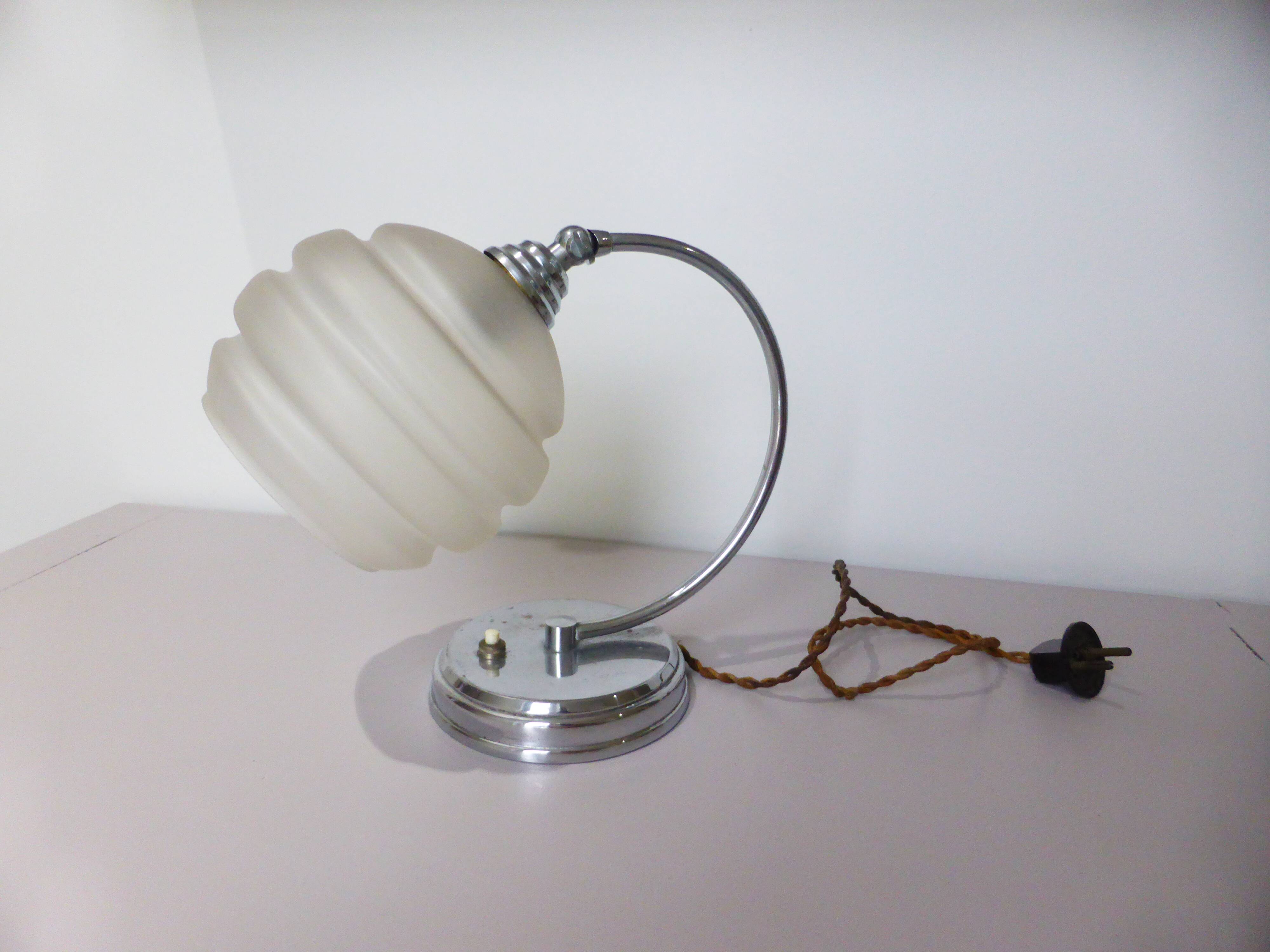 art deco table lamp with white opaline glass 231137