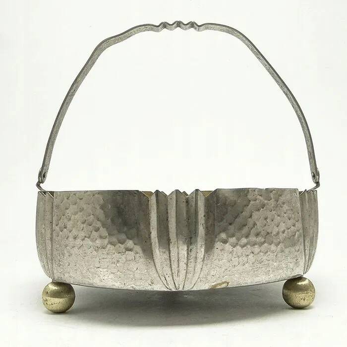 H6l art deco dish with handle