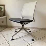 Chaise de bureau Meda chair édition vitra design Alberto Meda