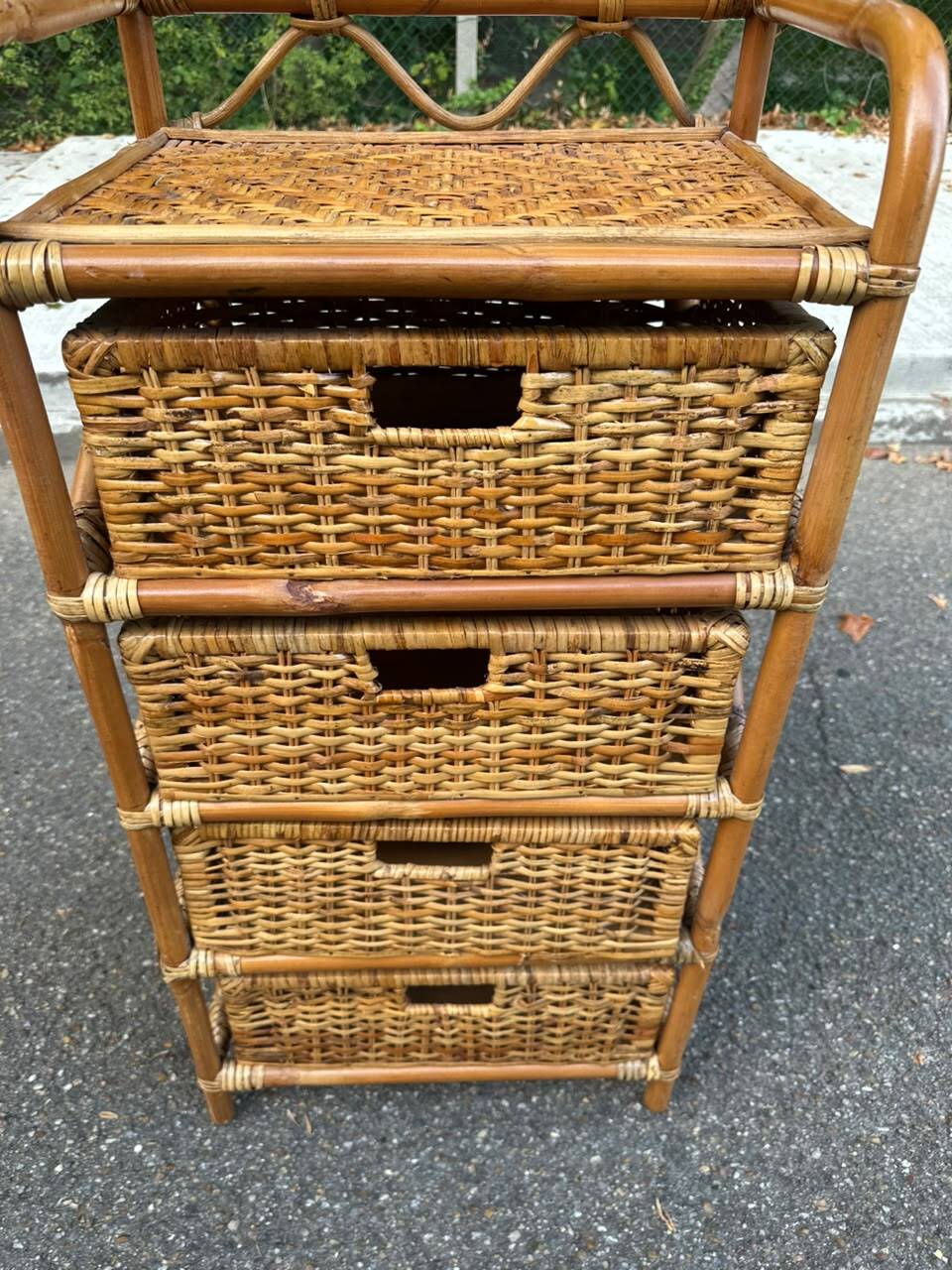 Vintage 1970s rattan and wicker chest of drawers with 4 drawers.