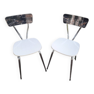Duo de chaises en formica