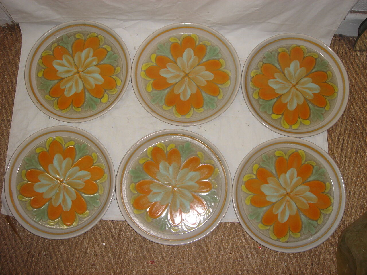 1970 Georgia sandstone table service hand painted