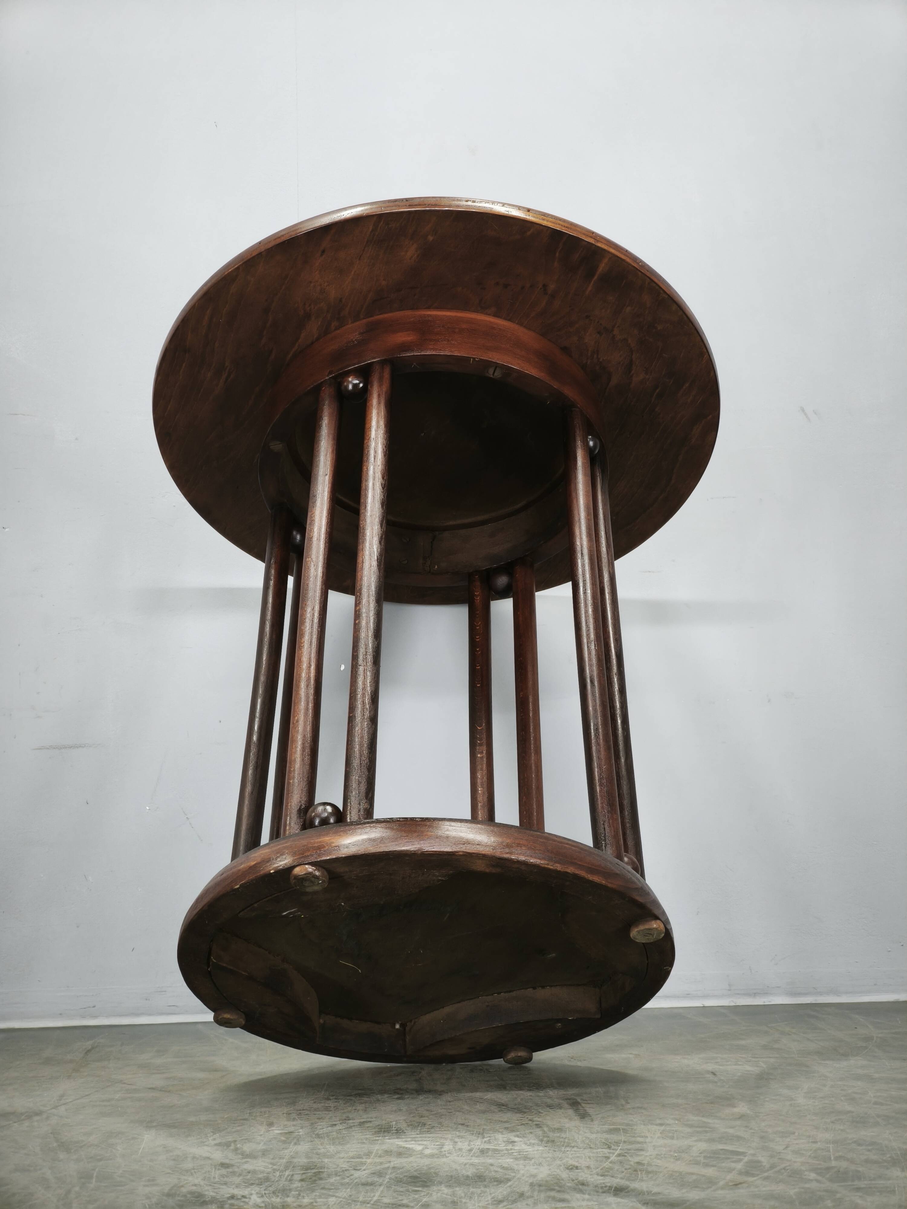 Fledermaus Vienna Secession Bentwood Table, Austria, circa 1900