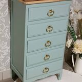 Louis XV style chest of drawers / commode