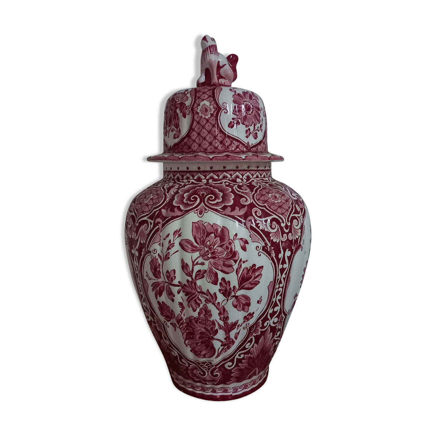 Covered vase Royal Sphinx Maastricht Petrus Regout & Co