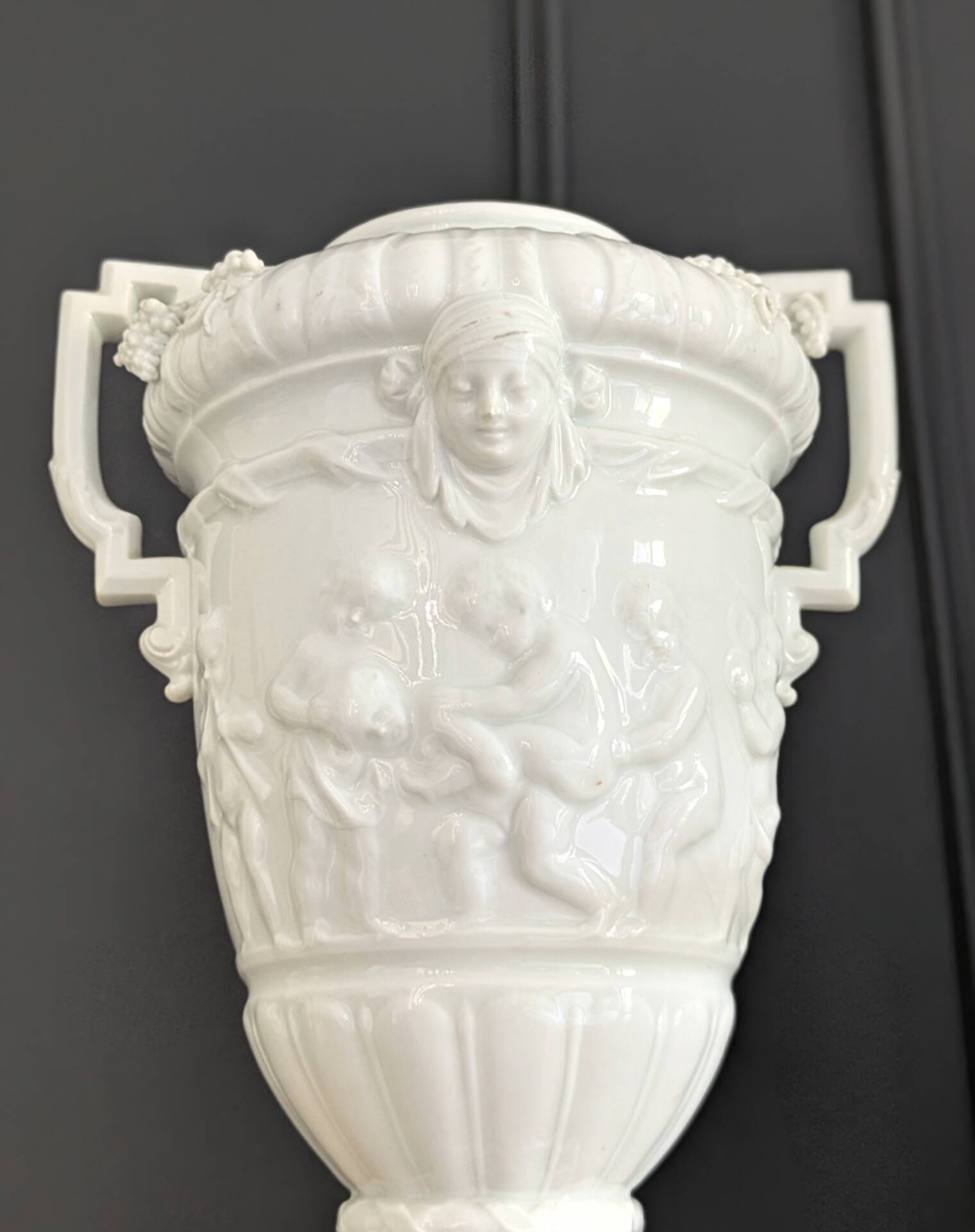 Ancient Médicis vase