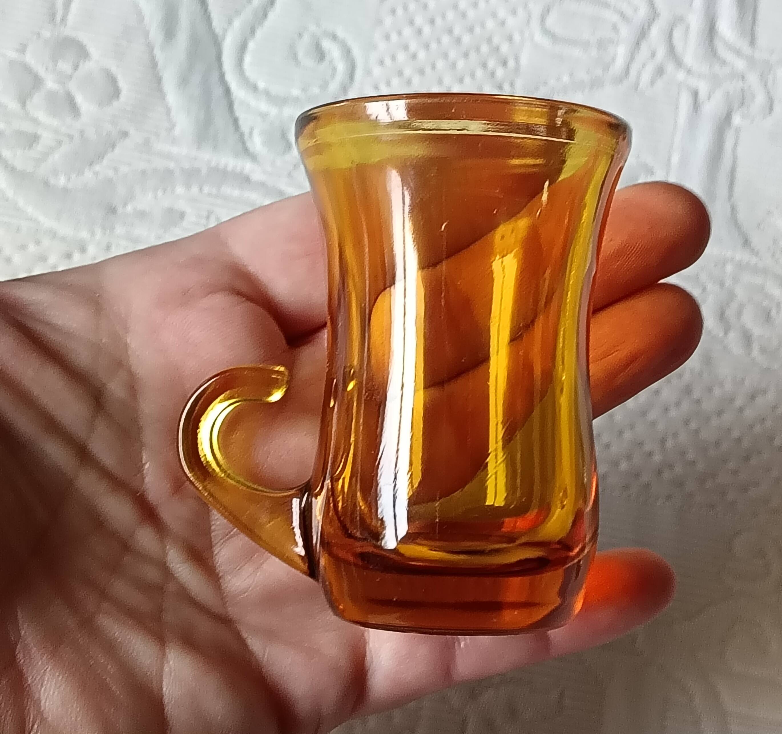 6 vintage Italian espresso cups, 1960s liqueur glasses, amber brown.