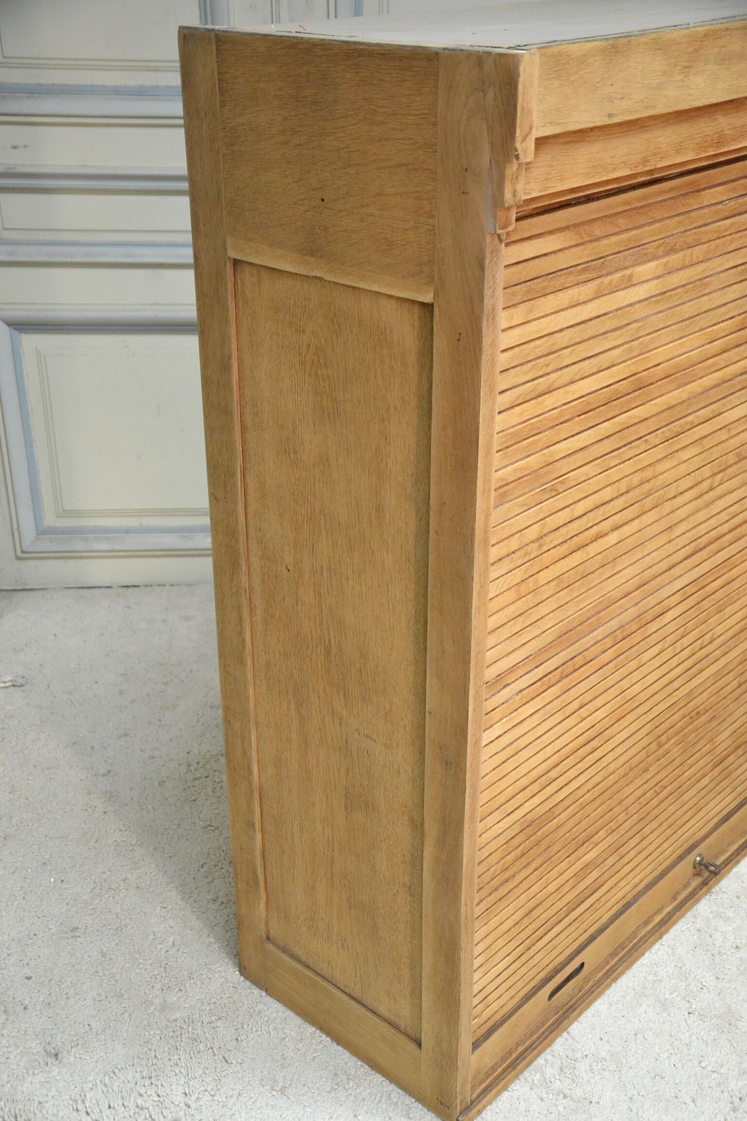 Oak curtains binder
