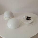 Vintage wall lamp in opaline and lucite