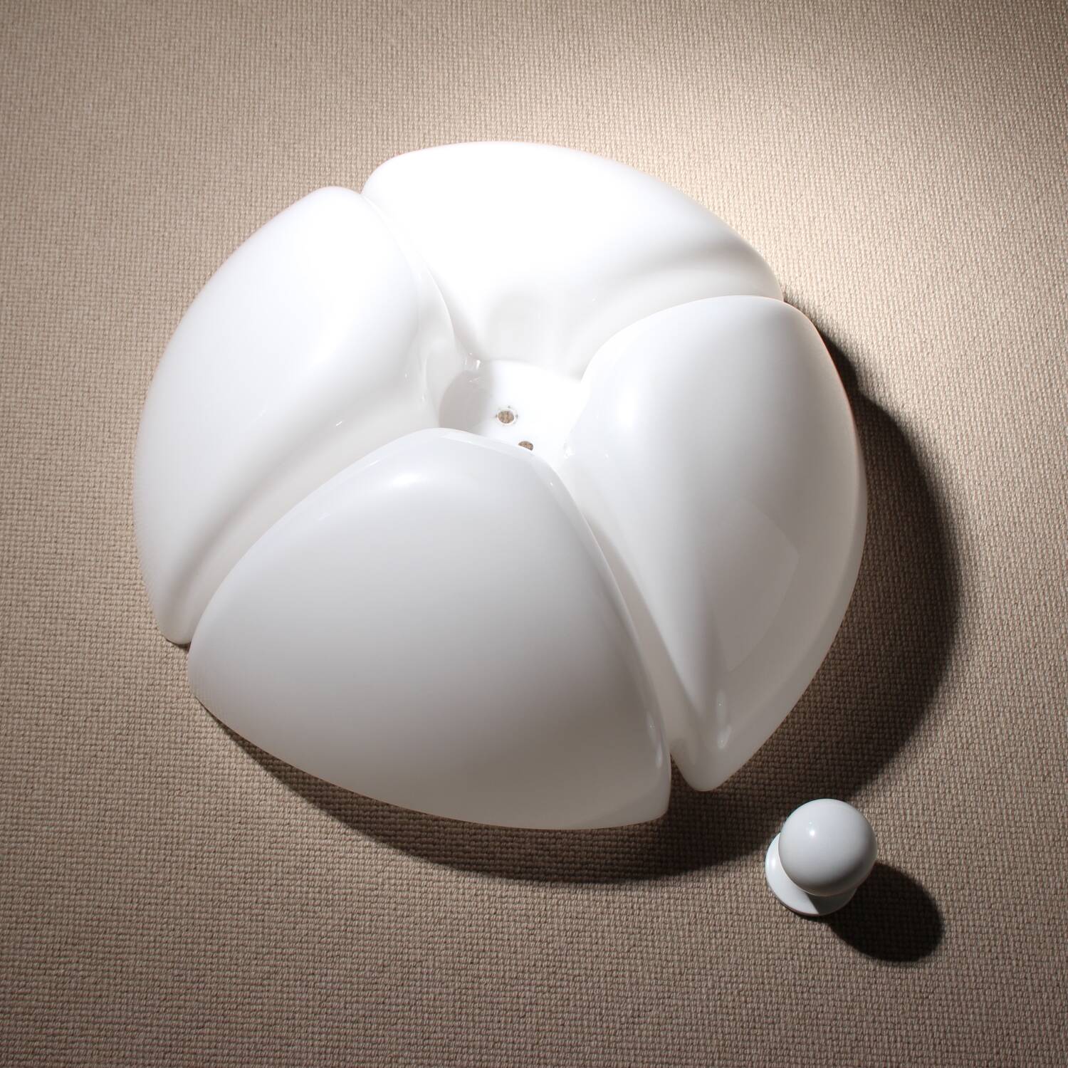 Lampe 'Pipistrello 620' par Gae Aulenti pour Martinelli Luce, Italie
