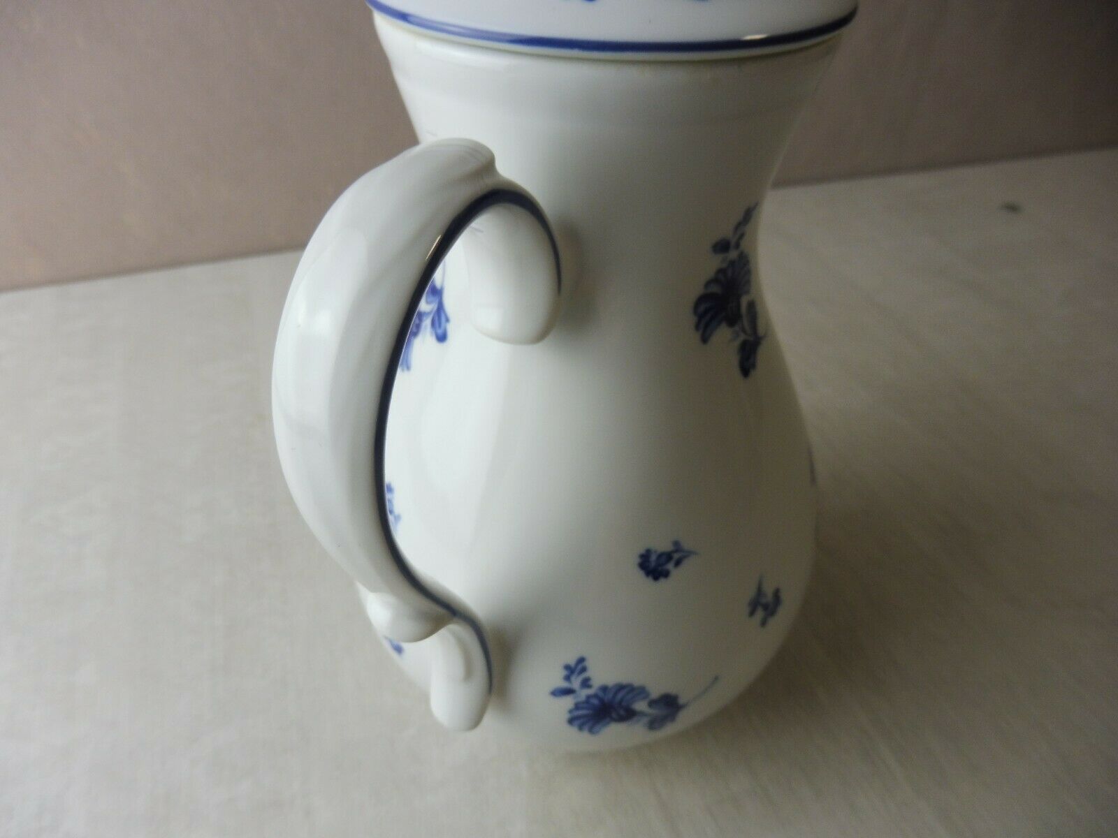Old coffee maker / Kaffeekanne, SMCS, porcelain, Bavaria