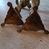 Paire de candélabres anciens en laiton