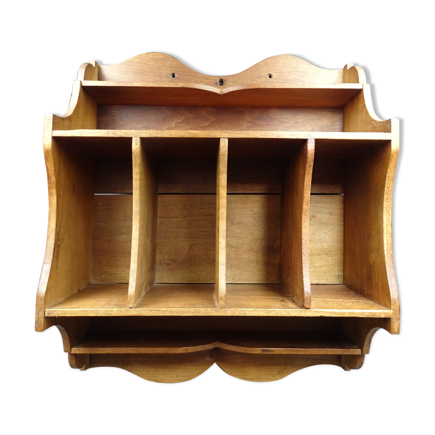Walnut wall shelf, circa 1920/1930