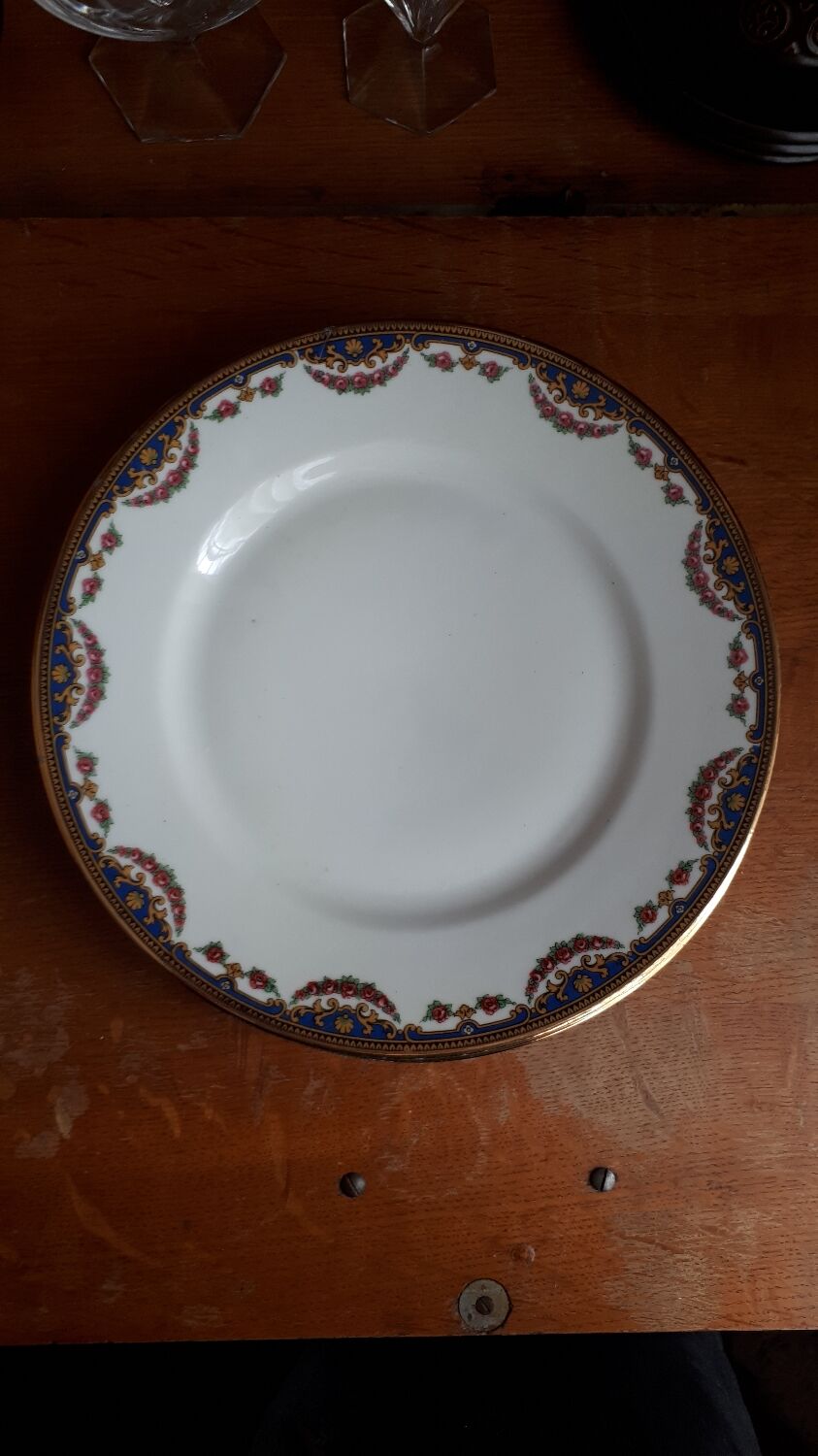 Pair of porcelain plates