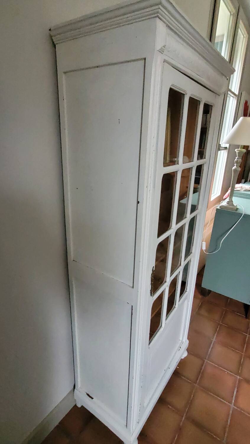 Armoire parisienne bonnetière vitrée