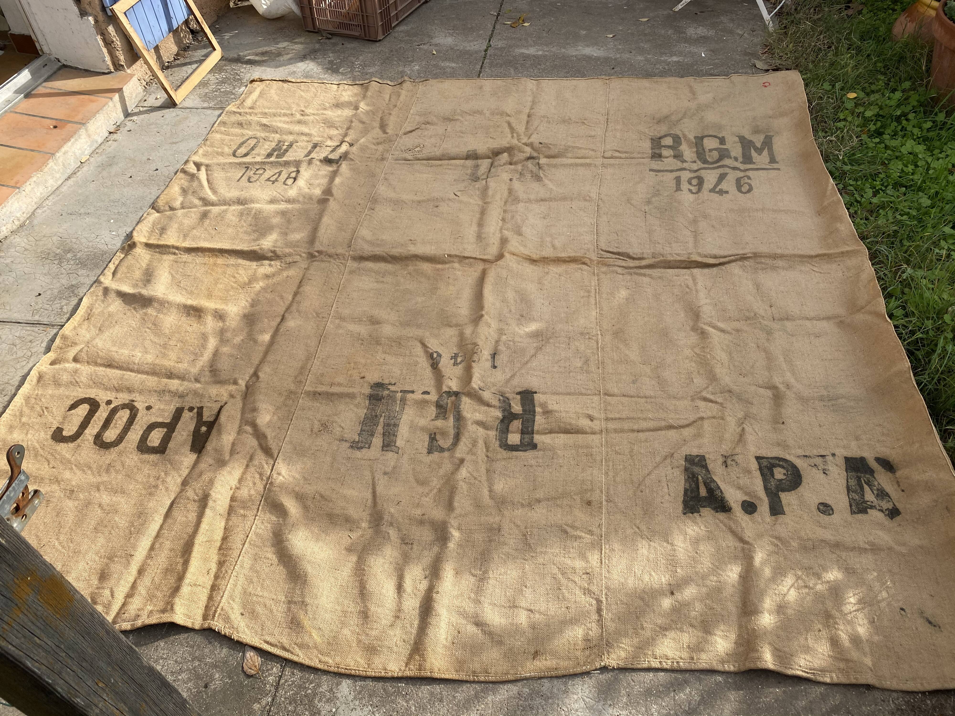 Large burlap 1946