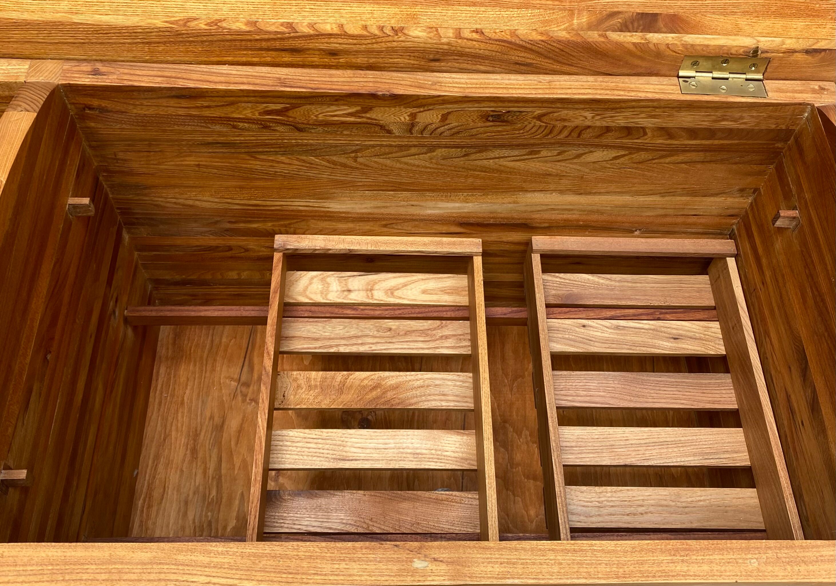 Chest r25 elm Pierre Chapo, 70s