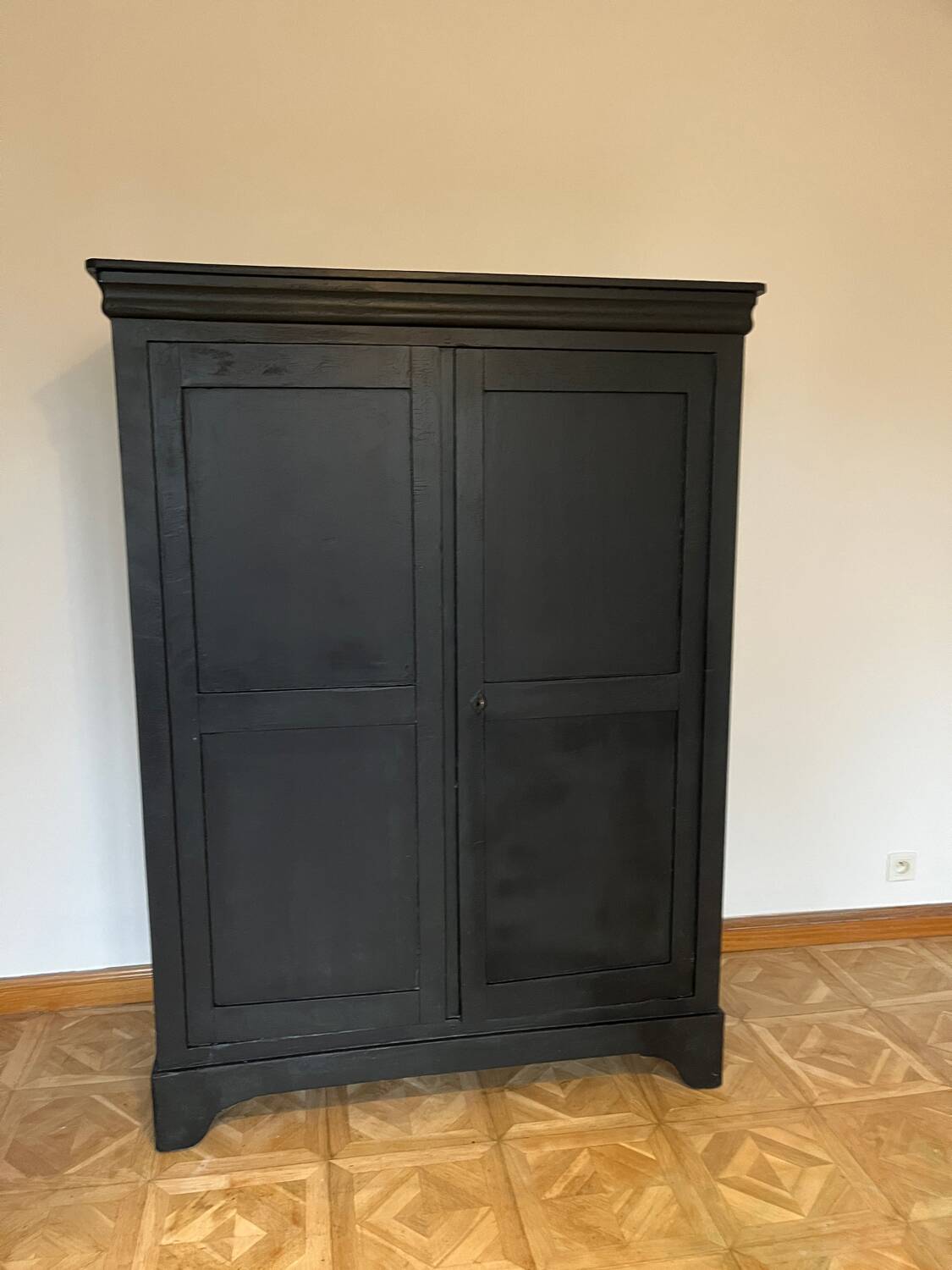 Parisian black velvet wardrobe