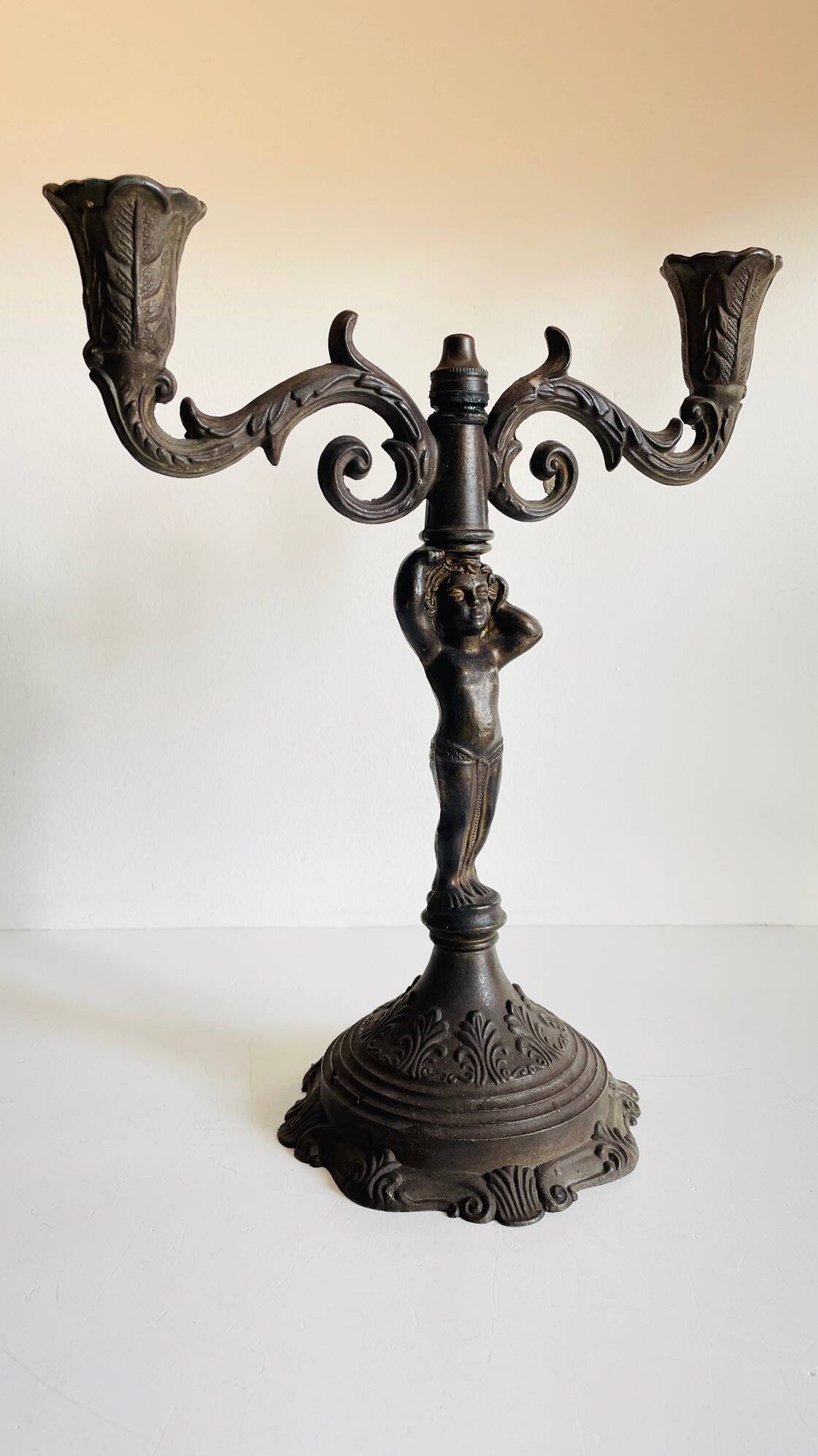 Little angel table candle holder