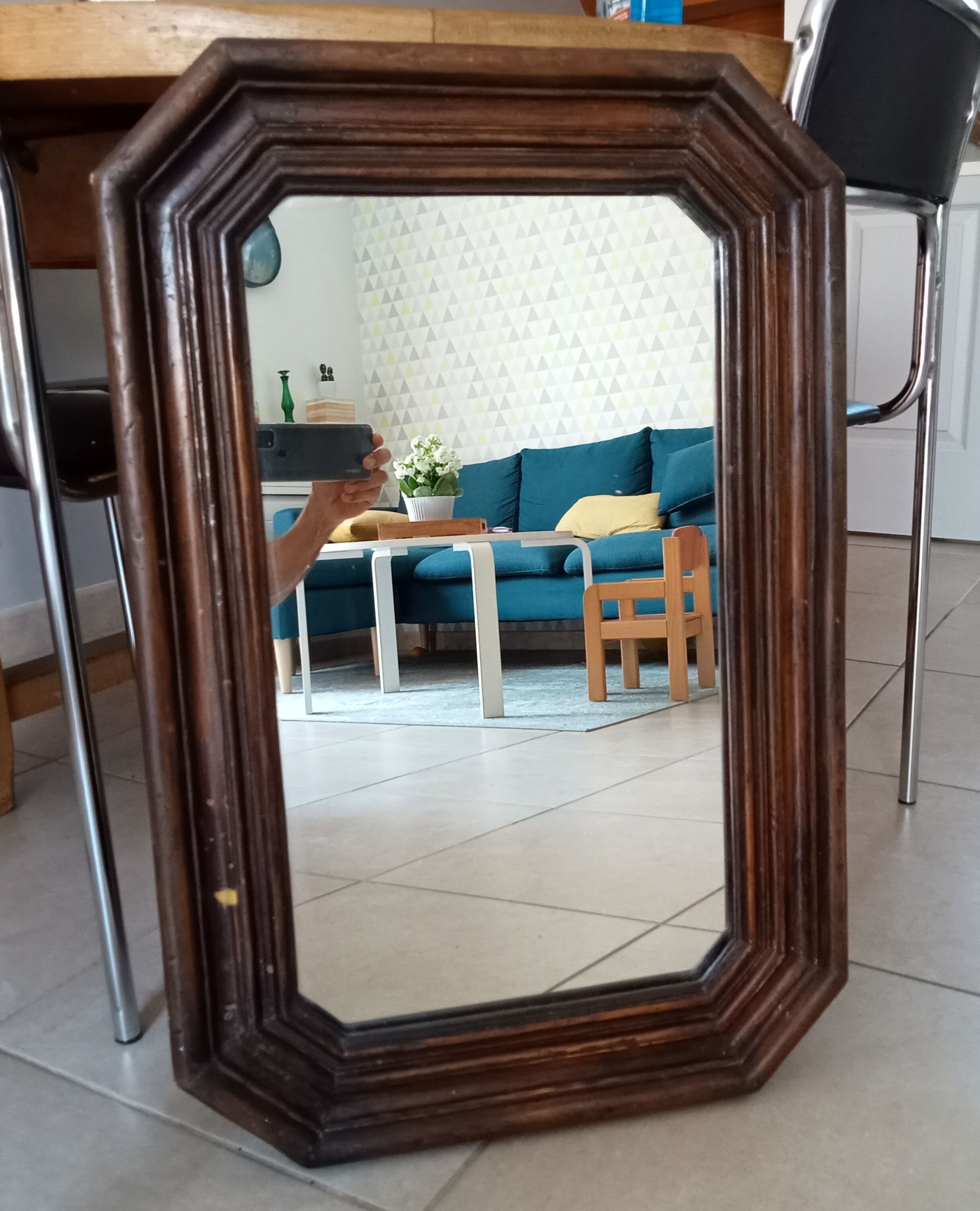 Octagonal mirror 73x48cm