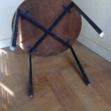 Round coffee table