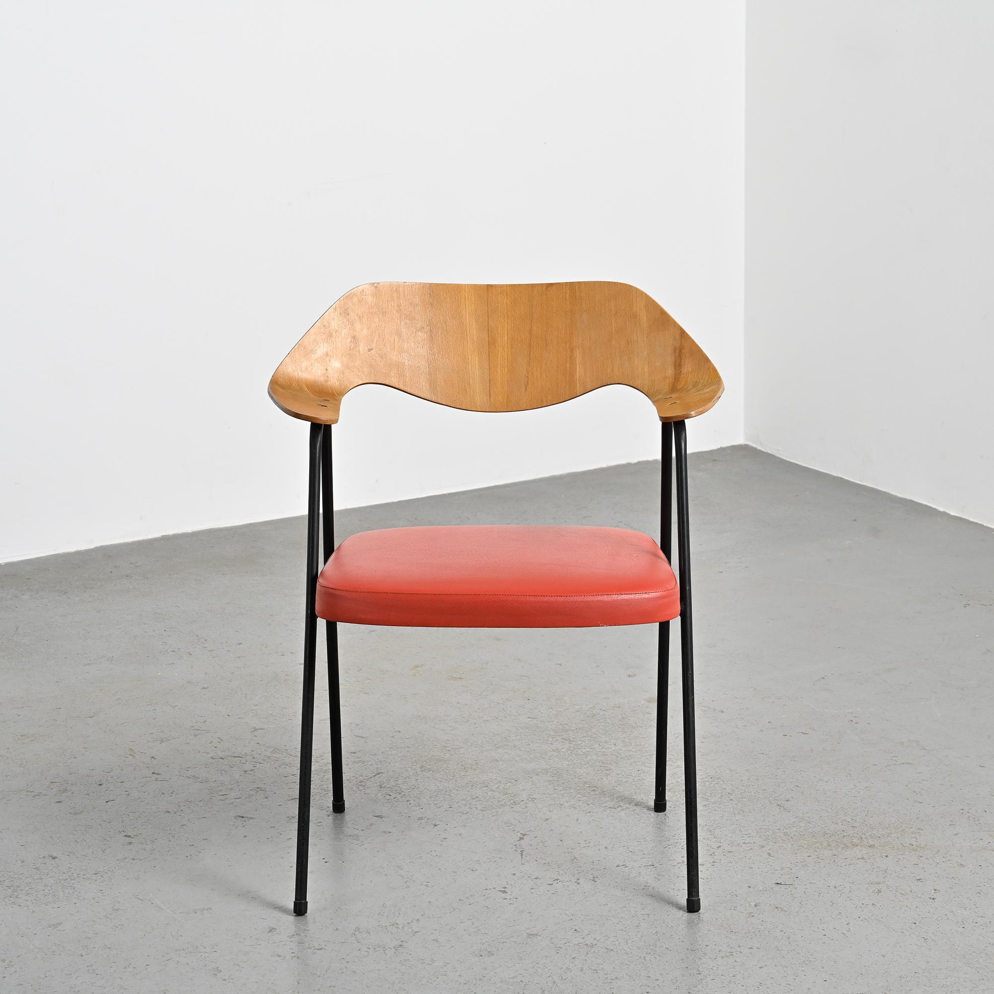 Pair of armchairs model 675 by Robin and Lucienne Day, Airborne, France, 1950s.