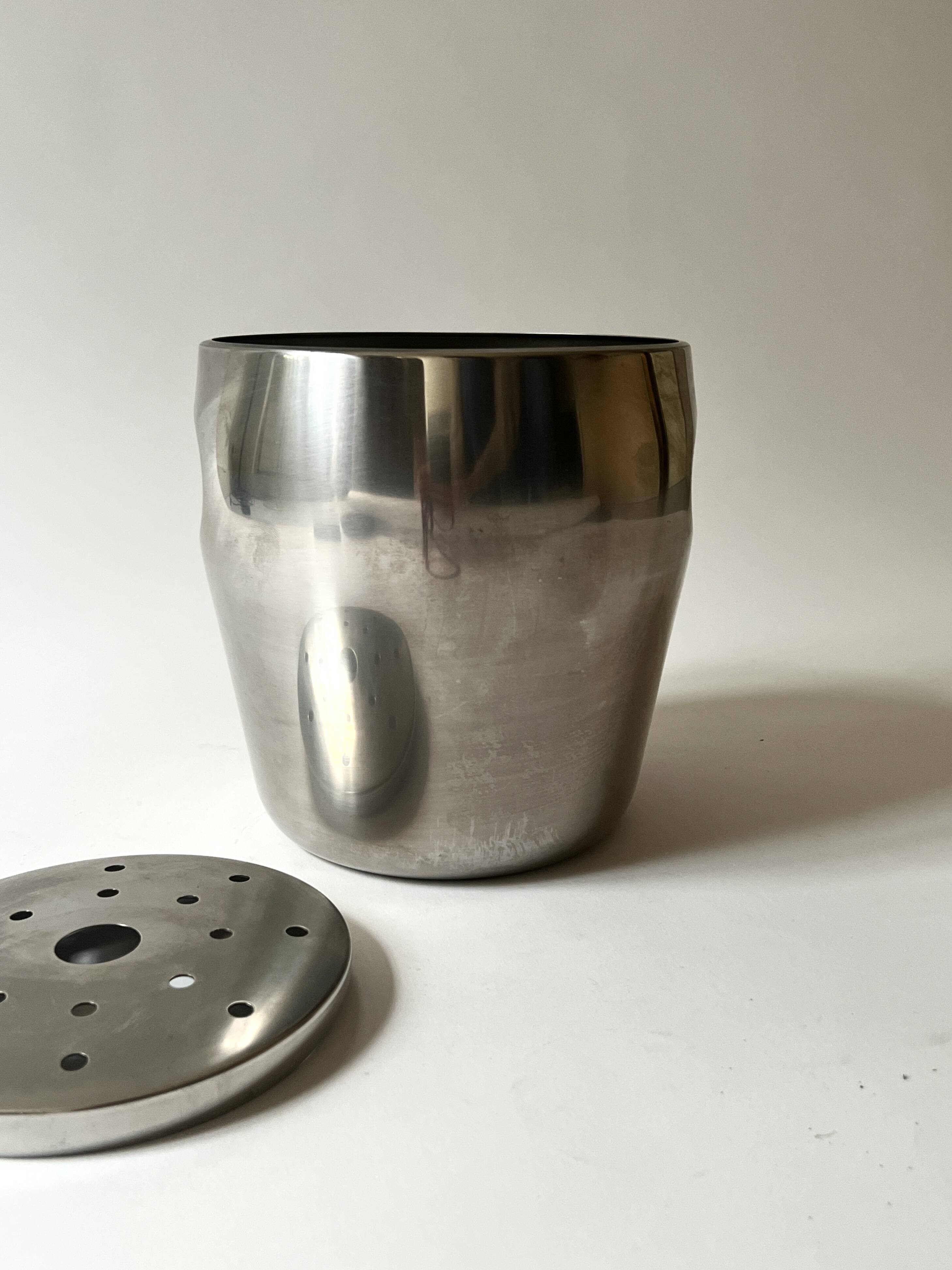 Carlo Mazzeri & Luigi Massoni for Alessi, ice bucket / wine design 1950.