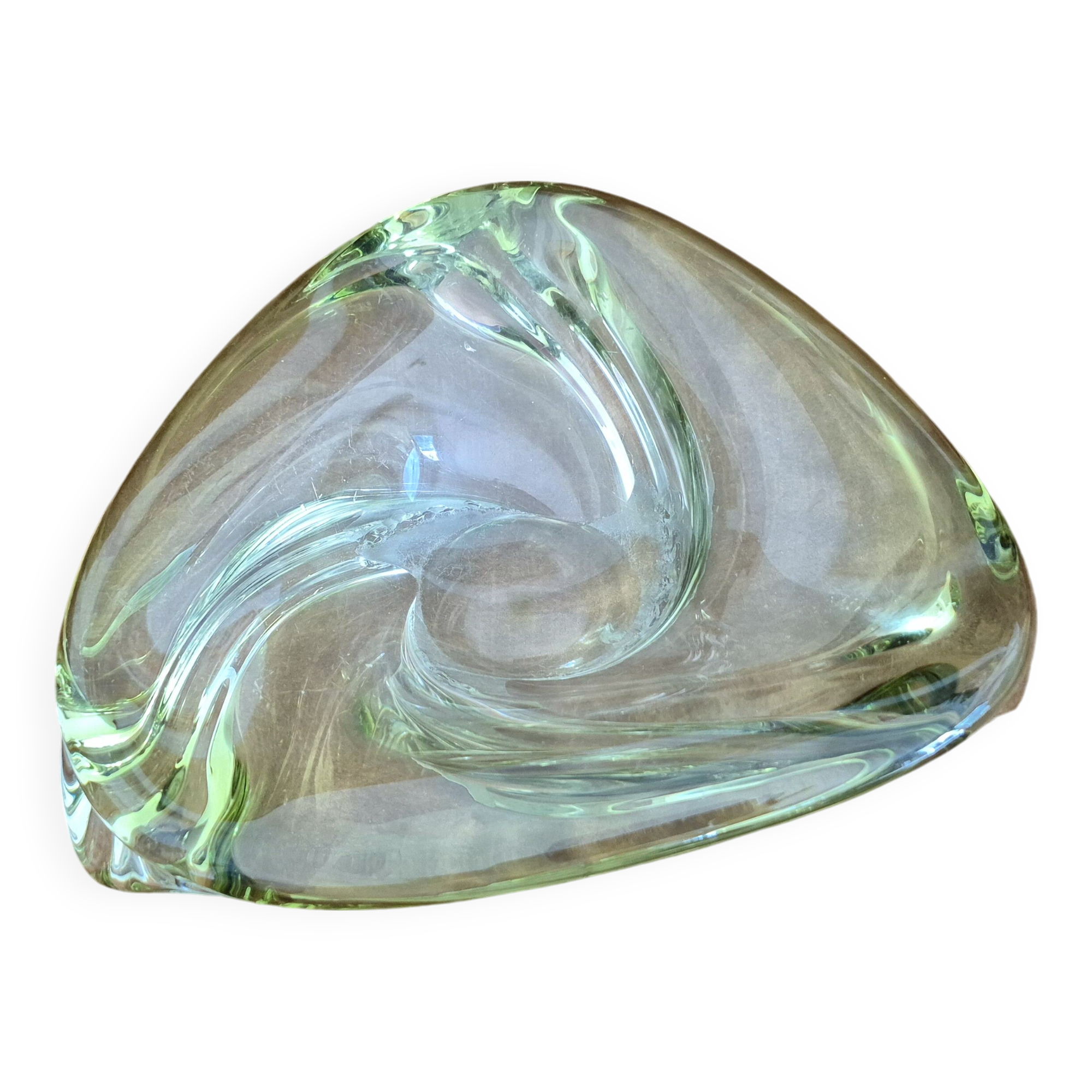 Art Deco ashtray in cut anise crystal