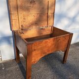 Coffre de ferme ancien