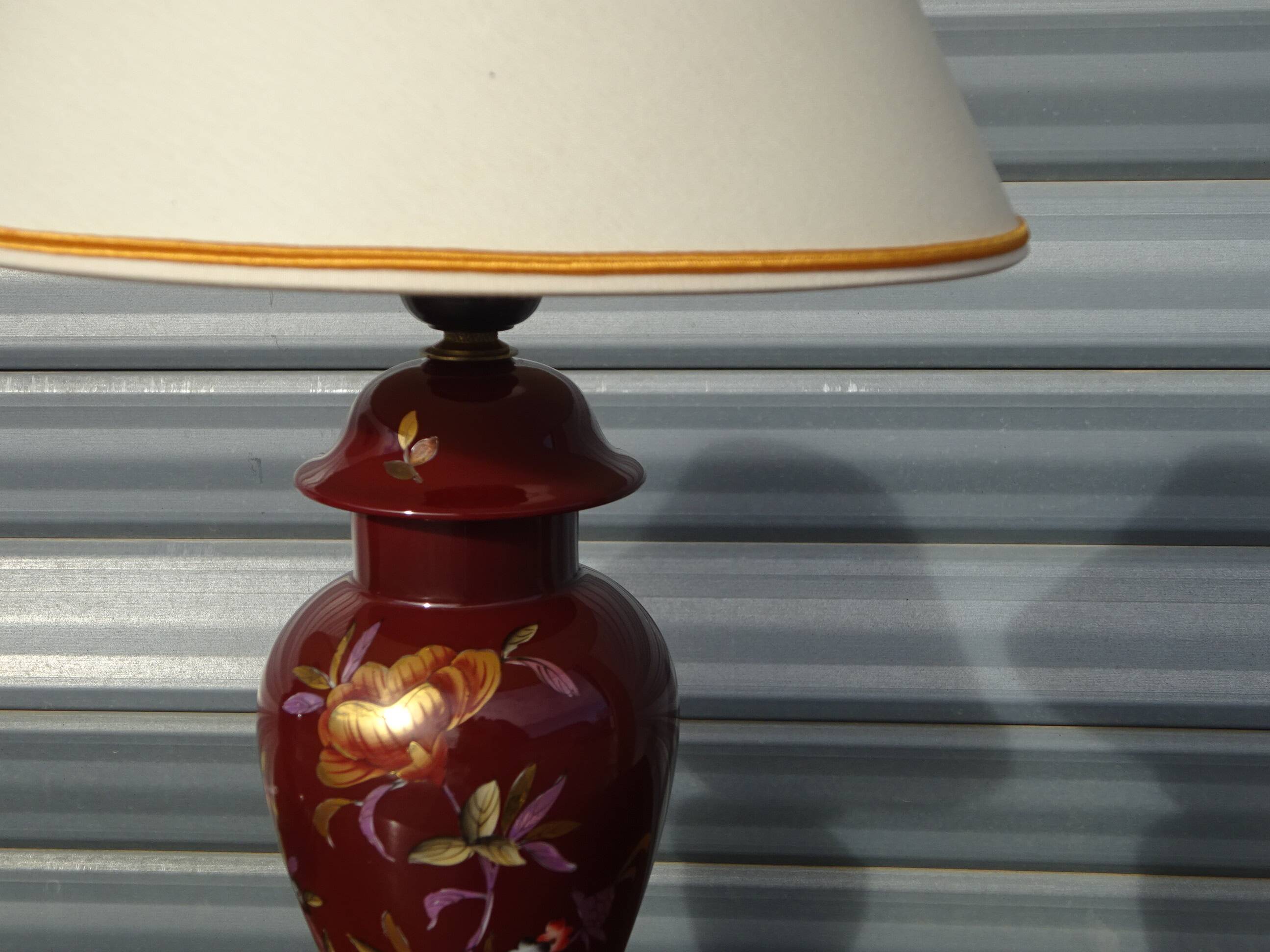 pair of bedside lamps in Limoges porcelain