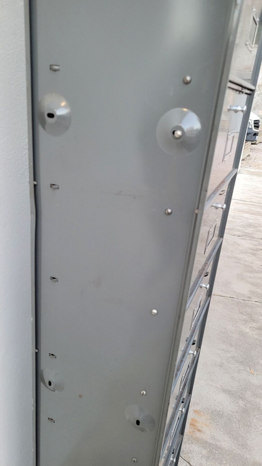 Metal locker cabinet Ronéo 1950 industrial