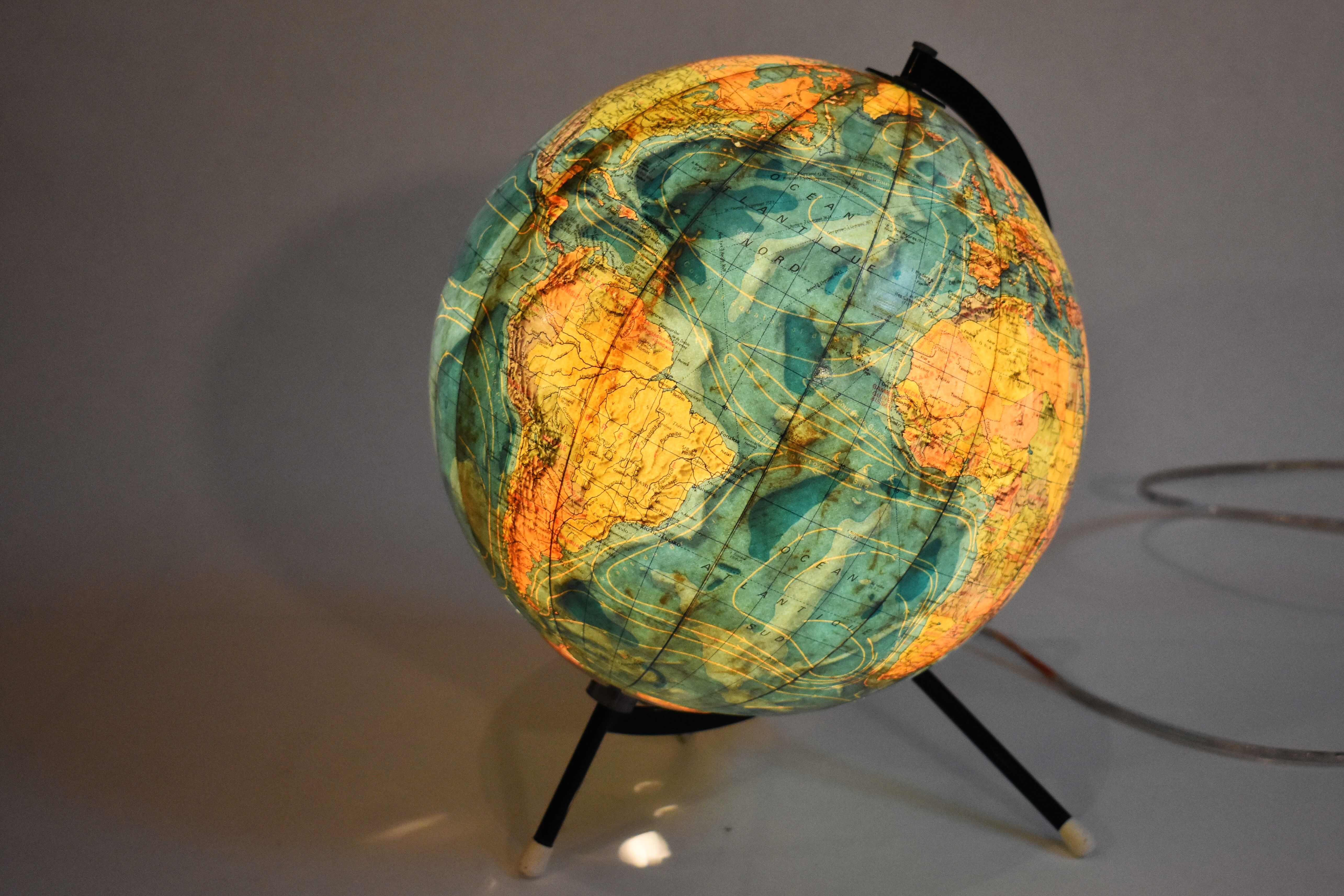 Globe land vintage Taride