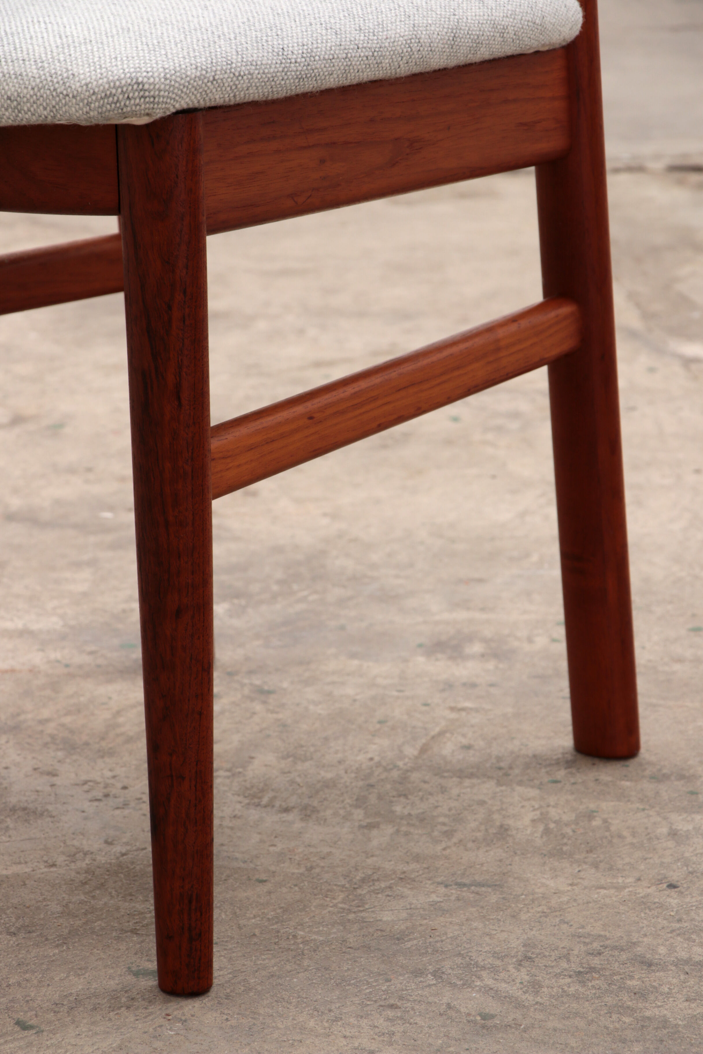 Danish set of 4 Kai Kristansen chairs and a table from Korup, 1960 Denmark.