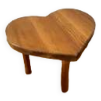 Table forme coeur
