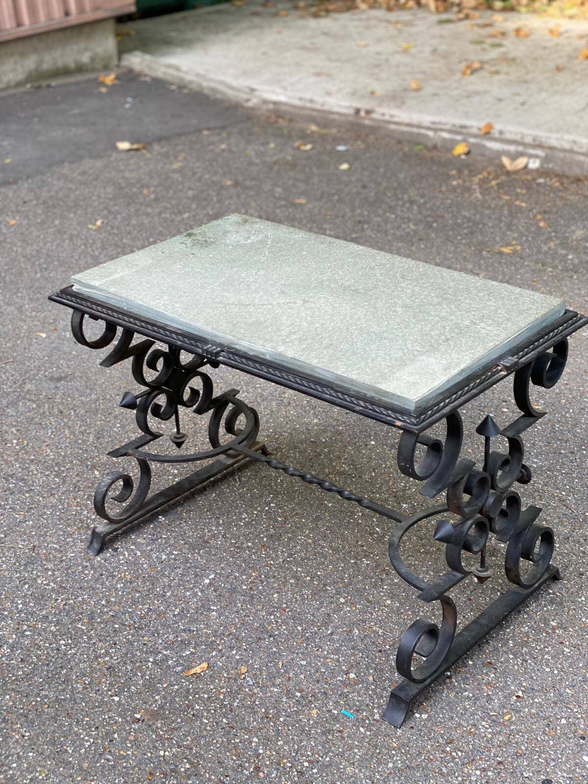 Table basse vintage fer forgé et marbre gris 80x50